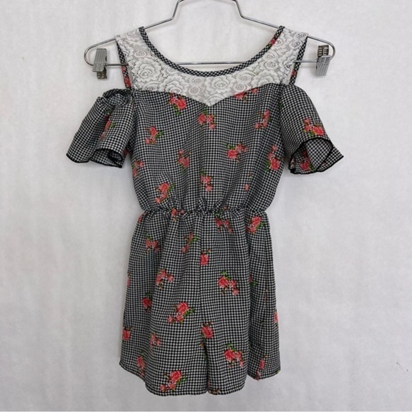 5/$25 lily bleu romper girls size 7 - Picture 1 of 4